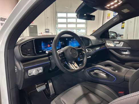 Used 2025 Mercedes-Benz GLE 53 AMG 4MATIC Coupe image 16