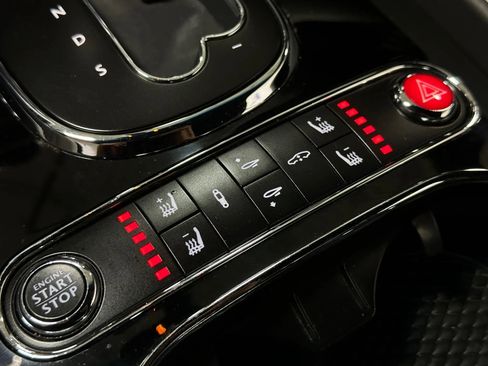 Used 2017 Bentley Continental GT image 37