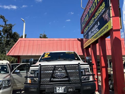 Used 2022 Ford F250 Platinum image 1