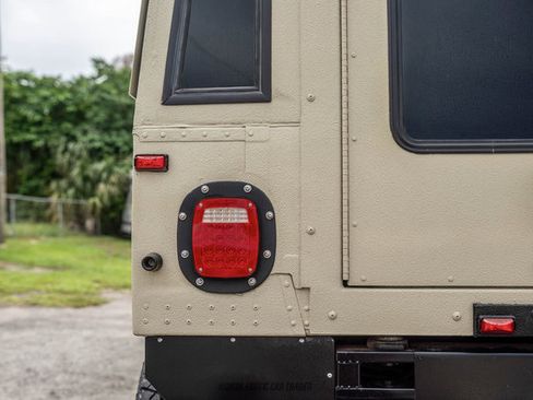 Used 2000 HUMMER H1 4-Door Wagon AWD/4WD image 99