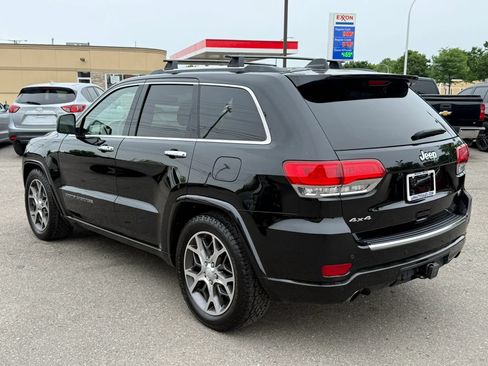 Used 2020 Jeep Grand Cherokee Overland AWD/4WD image 7