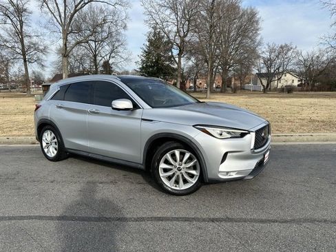 Used 2019 INFINITI QX50 Essential w/ Premium Heat Package image 1