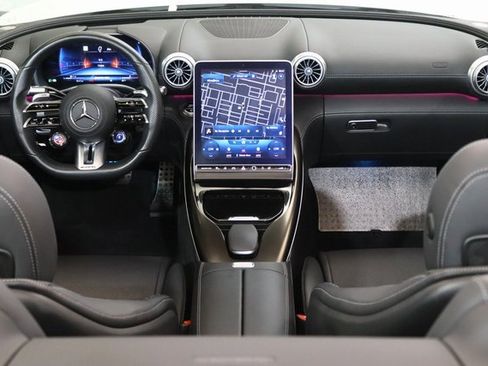 Used 2022 Mercedes-Benz SL 55 AMG 4MATIC image 18