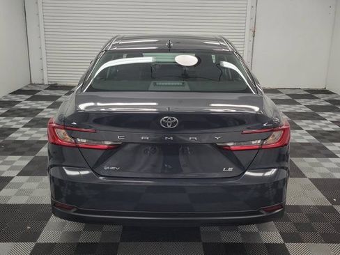Used 2025 Toyota Camry LE FWD image 5