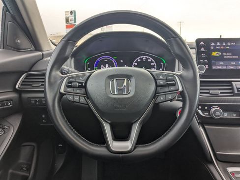 Used 2021 Honda Accord Touring image 18