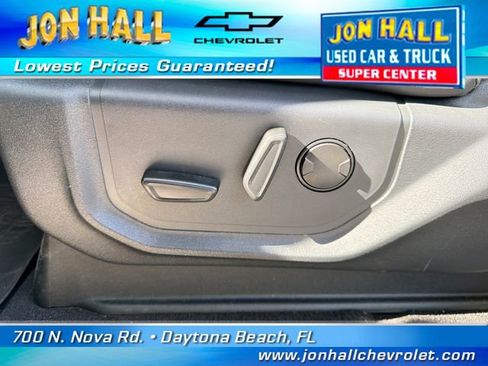 Used 2024 Ford Expedition XLT RWD image 18