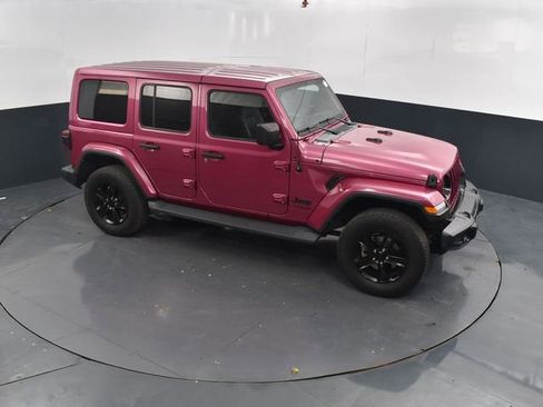 Used 2021 Jeep Wrangler Unlimited Sahara image 31