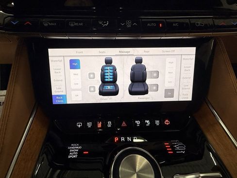 Used 2022 Jeep Grand Wagoneer Series III image 39