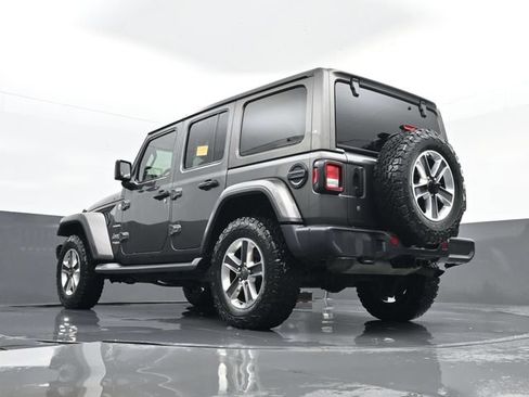 Used 2019 Jeep Wrangler Unlimited Sahara w/ Cold Weather Group AWD/4WD image 22