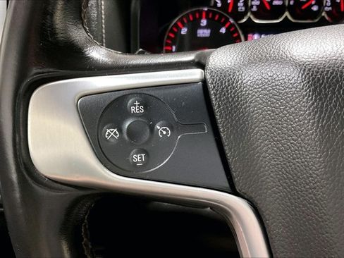Used 2015 GMC Sierra 1500 SLE w/ SLE Value Package AWD/4WD image 18