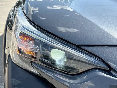 Used 2025 Subaru Outback Premium AWD/4WD image 39