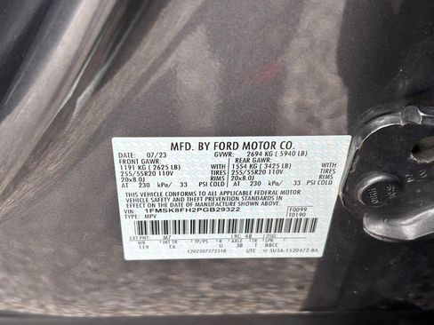 Used 2023 Ford Explorer Limited w/ Limited Technology Package image 27