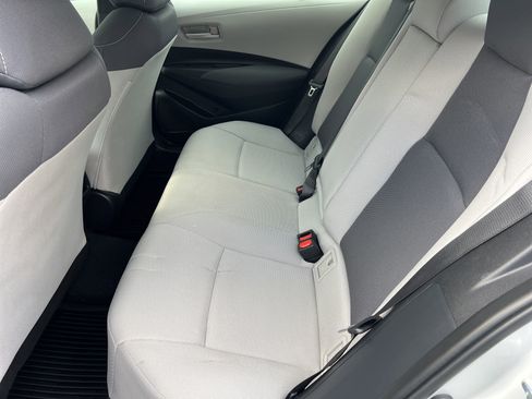 Certified 2022 Toyota Corolla LE image 30