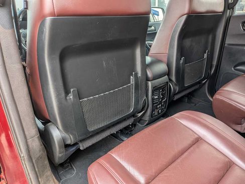 Used 2023 Dodge Durango GT AWD/4WD image 17