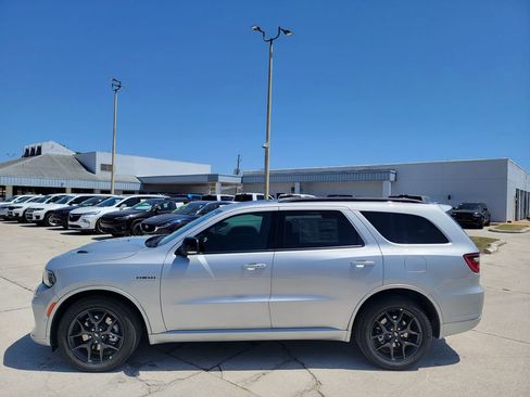 New 2026 Dodge Durango GT image 2