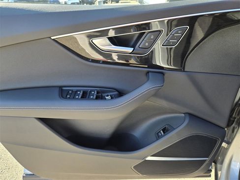 Used 2025 Audi Q7 3.0T Premium Plus w/ Premium Plus Package image 17