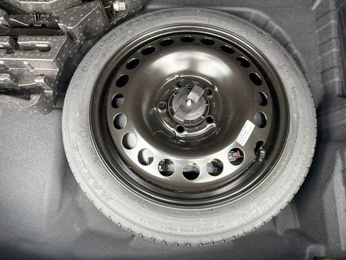 Used 2025 Chevrolet TrailBlazer LT image 35