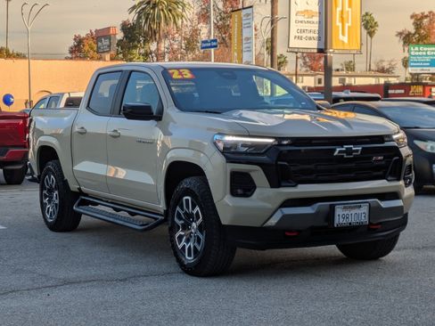 Used 2023 Chevrolet Colorado Z71 w/ Z71 Convenience Package 2 image 3