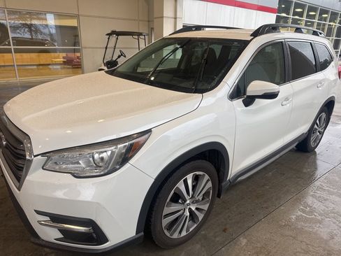 Used 2019 Subaru Ascent Limited w/ Popular Package #2 image 1