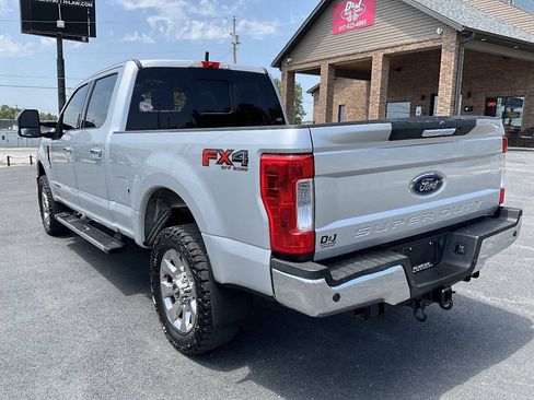 Used 2018 Ford F250 Lariat w/ Chrome Package AWD/4WD image 3