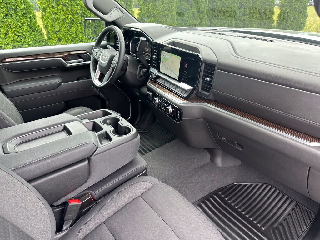 Used 2026 GMC Sierra 1500 SLE AWD/4WD image 30