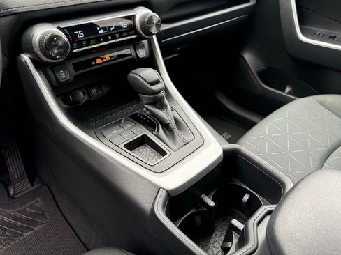 Used 2024 Toyota RAV4 XLE image 13