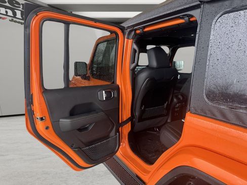 New 2025 Jeep Wrangler Unlimited Sahara AWD/4WD image 7