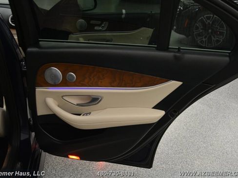 Used 2018 Mercedes-Benz E 300 w/ Premium 1 Package image 39