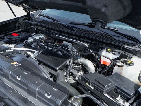 Used 2024 Chevrolet Silverado 2500 LTZ w/ LTZ Premium Package AWD/4WD image 13