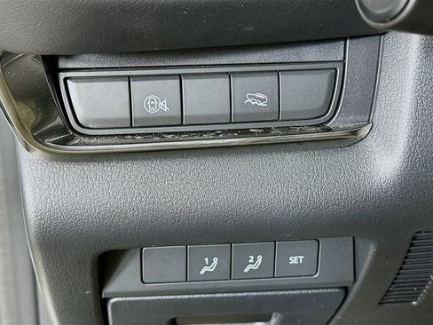 Used 2025 MAZDA CX-30 AWD 2.5 S w/ Preferred Package image 17