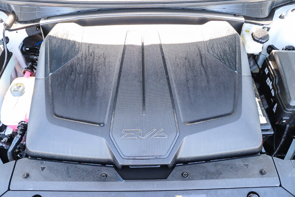 Certified 2025 Kia EV6 Wind RWD image 25