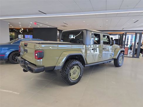 New 2026 Jeep Gladiator Sport image 2