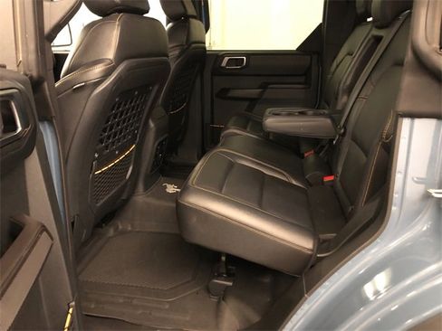 Used 2024 Ford Bronco Badlands image 29