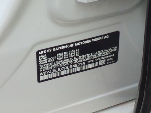 Used 2024 BMW i7 eDrive50 w/ M Sport Package RWD image 35