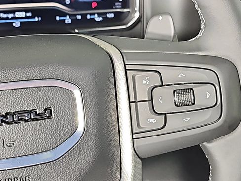 Used 2025 GMC Sierra 1500 Denali w/ Denali Reserve Package AWD/4WD image 15