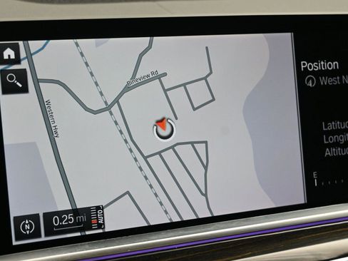 Used 2021 BMW X5 xDrive40i w/ Premium Package image 4