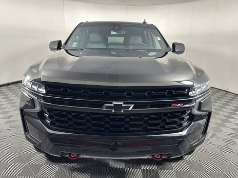 Used 2024 Chevrolet Suburban Z71 AWD/4WD image 8