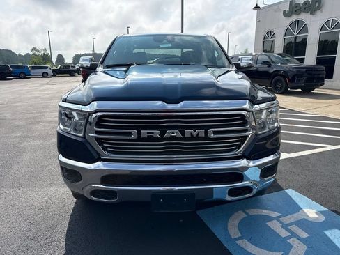 Used 2024 RAM 1500 Laramie AWD/4WD image 3