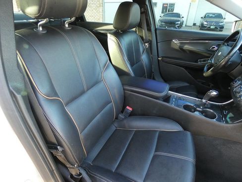 Used 2018 Chevrolet Impala Premier image 15