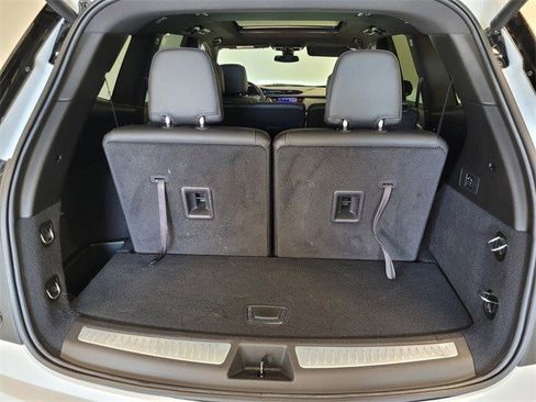 Certified 2024 Cadillac XT6 Luxury image 20