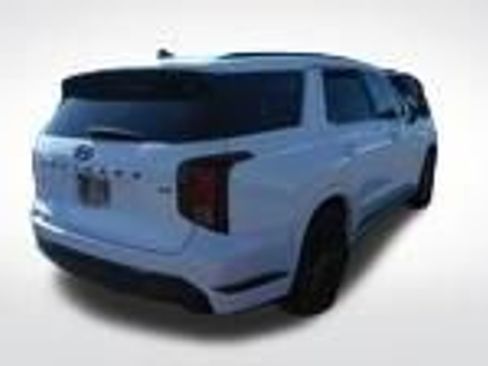 Used 2024 Hyundai Palisade Calligraphy AWD/4WD image 4
