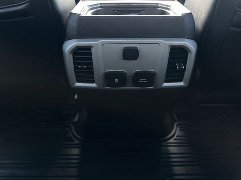 Certified 2019 Ford F250 Lariat w/ Lariat Ultimate Package image 21