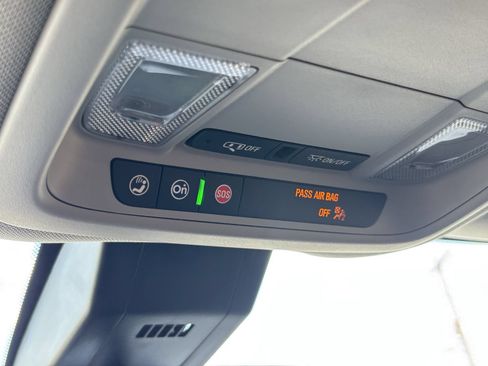 Used 2022 Chevrolet Equinox LT AWD/4WD image 32