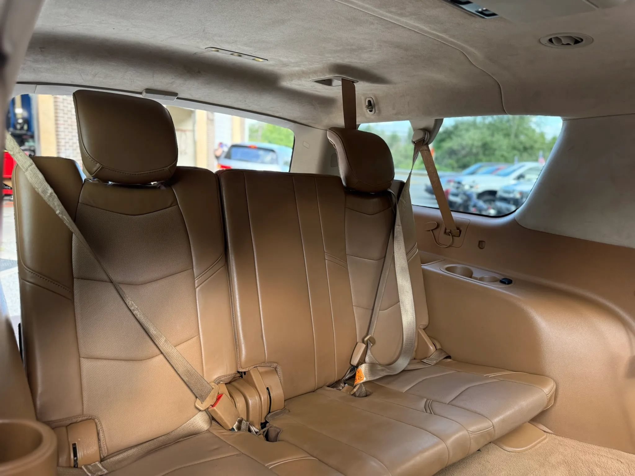 Used 2015 Cadillac Escalade ESV Platinum AWD/4WD image 33