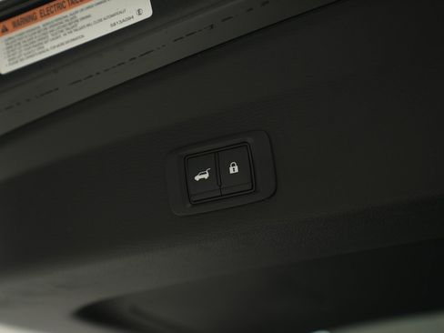 New 2025 Mitsubishi Outlander SE image 40