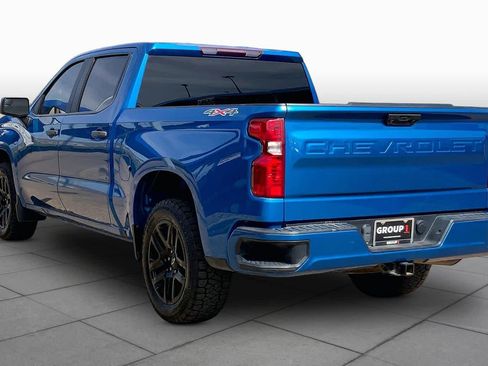 Certified 2022 Chevrolet Silverado 1500 Custom w/ LPO, Dark Essentials Package AWD/4WD image 12