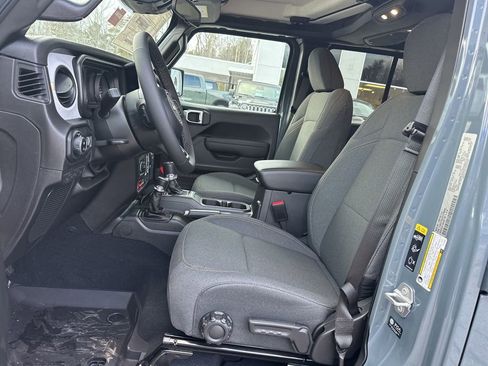 New 2026 Jeep Gladiator Willys image 10