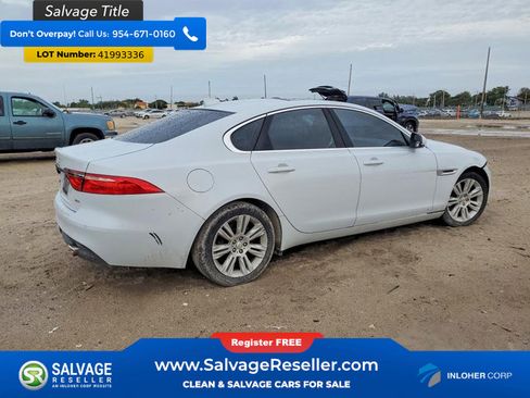 Used 2016 Jaguar XF Premium image 4