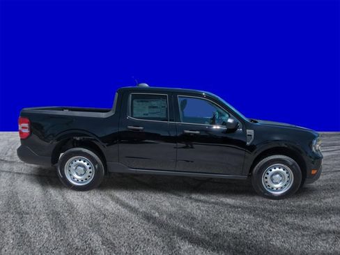 New 2026 Ford Maverick XL image 3