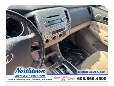 Used 2005 Toyota Tacoma PreRunner image 13